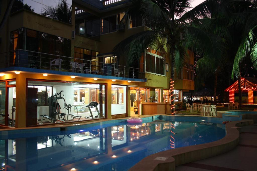 Royal Palace Beach Resort Calangute Exterior photo